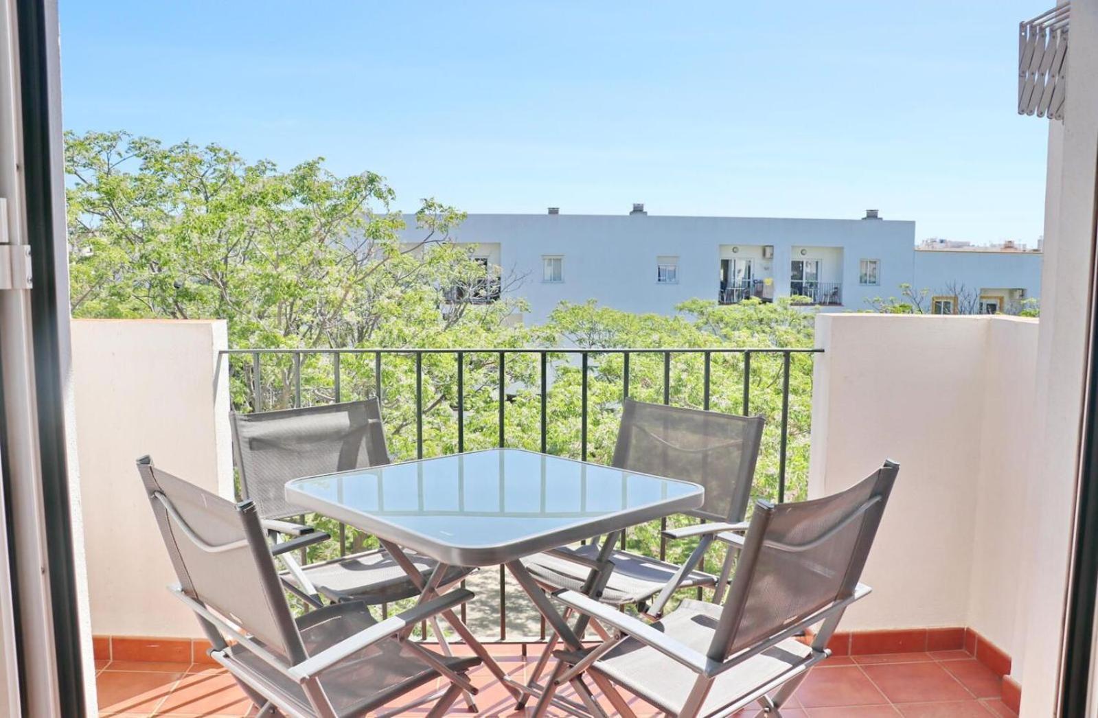 Apartamento Vistas Al Parque 科尼尔-德拉弗龙特拉 外观 照片