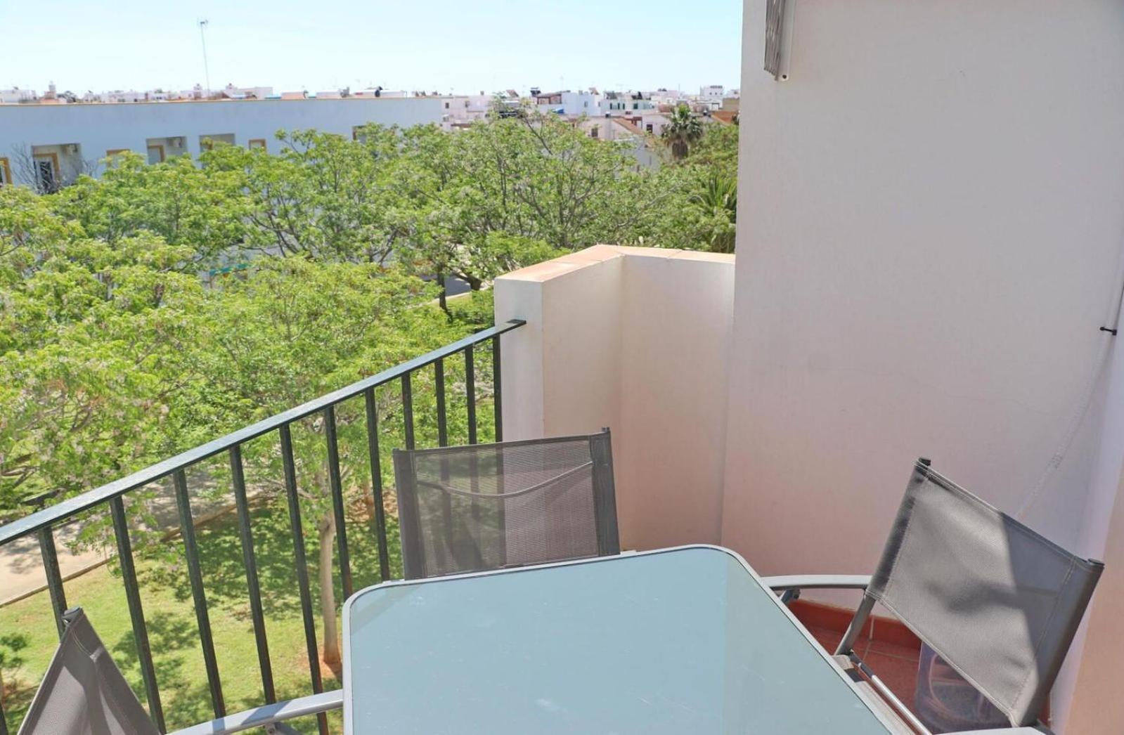 Apartamento Vistas Al Parque 科尼尔-德拉弗龙特拉 外观 照片