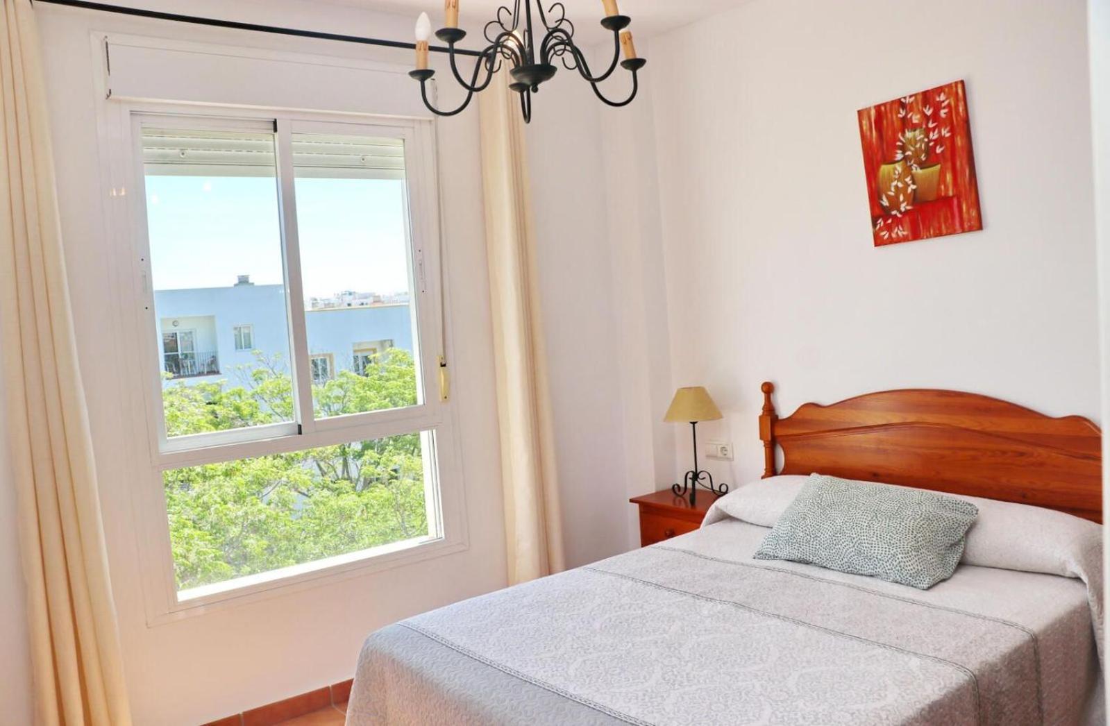 Apartamento Vistas Al Parque 科尼尔-德拉弗龙特拉 外观 照片